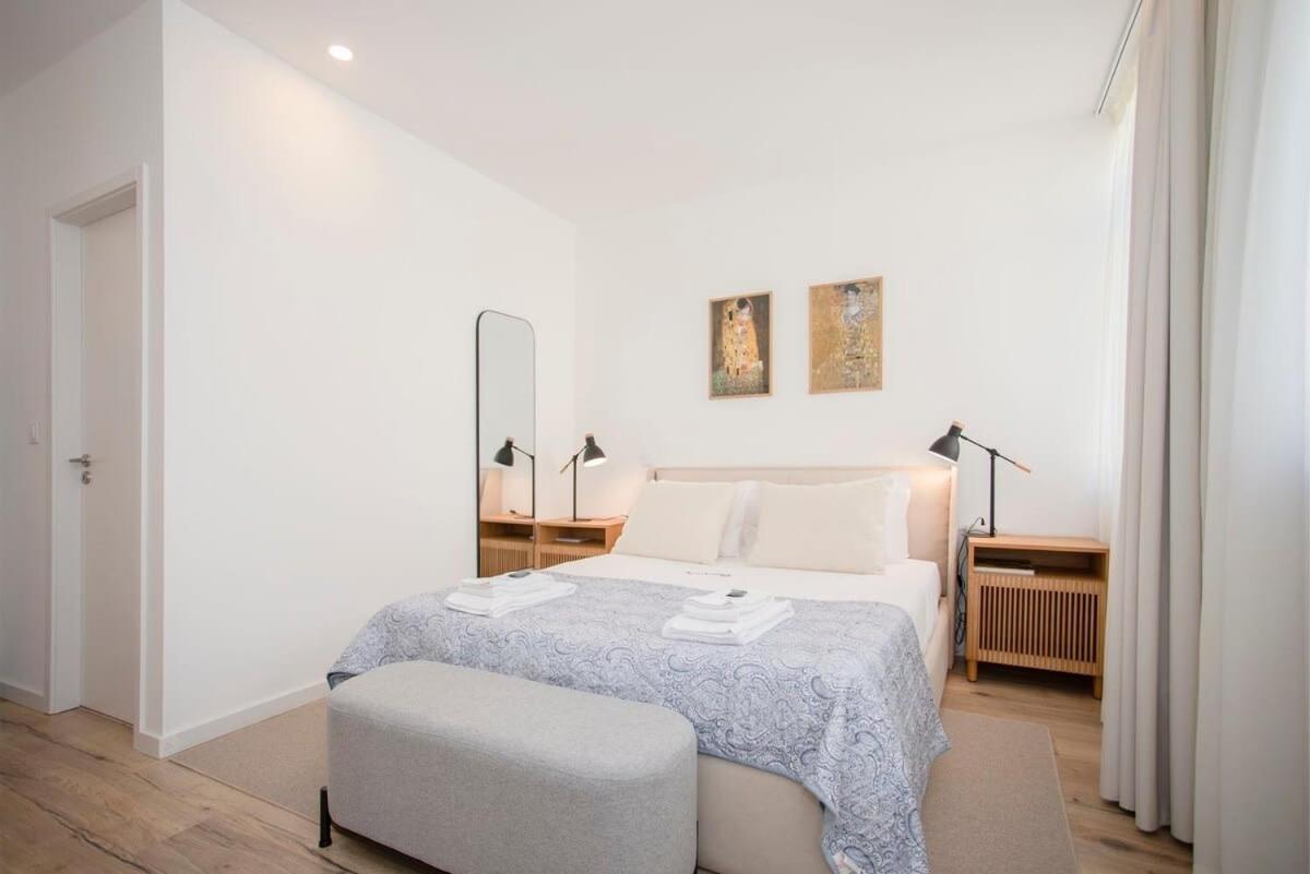 Liiiving In Porto - Urban Art Apartment ภายนอก รูปภาพ