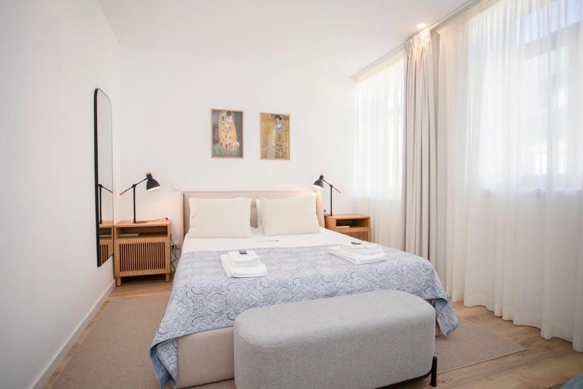 Liiiving In Porto - Urban Art Apartment ภายนอก รูปภาพ